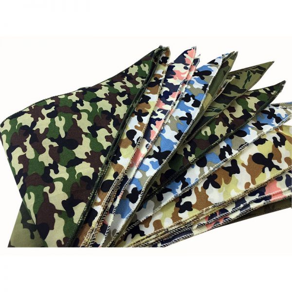 SAC DE 72 FOULARDS/BANDANAS CAMOUFLAGE POUR CHIENS,BAG OF 72 CAMOUFLAGE BANDANA/SCARF FOR DOGS